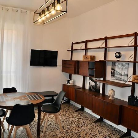M.Aurelio Black & White Milano Dış mekan fotoğraf