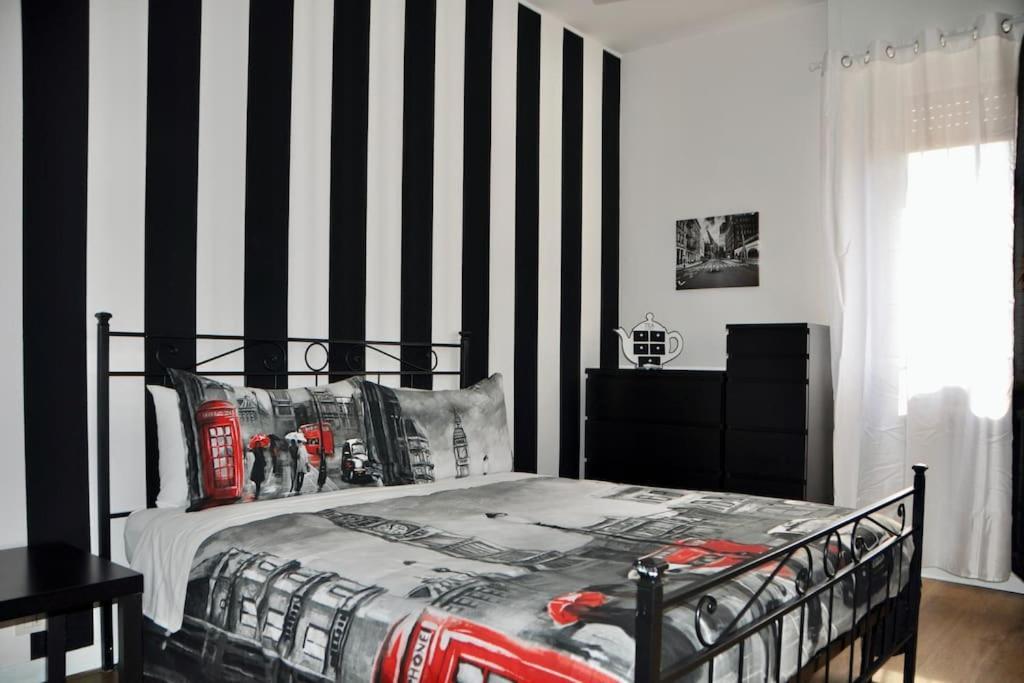 M.Aurelio Black & White Milano Dış mekan fotoğraf