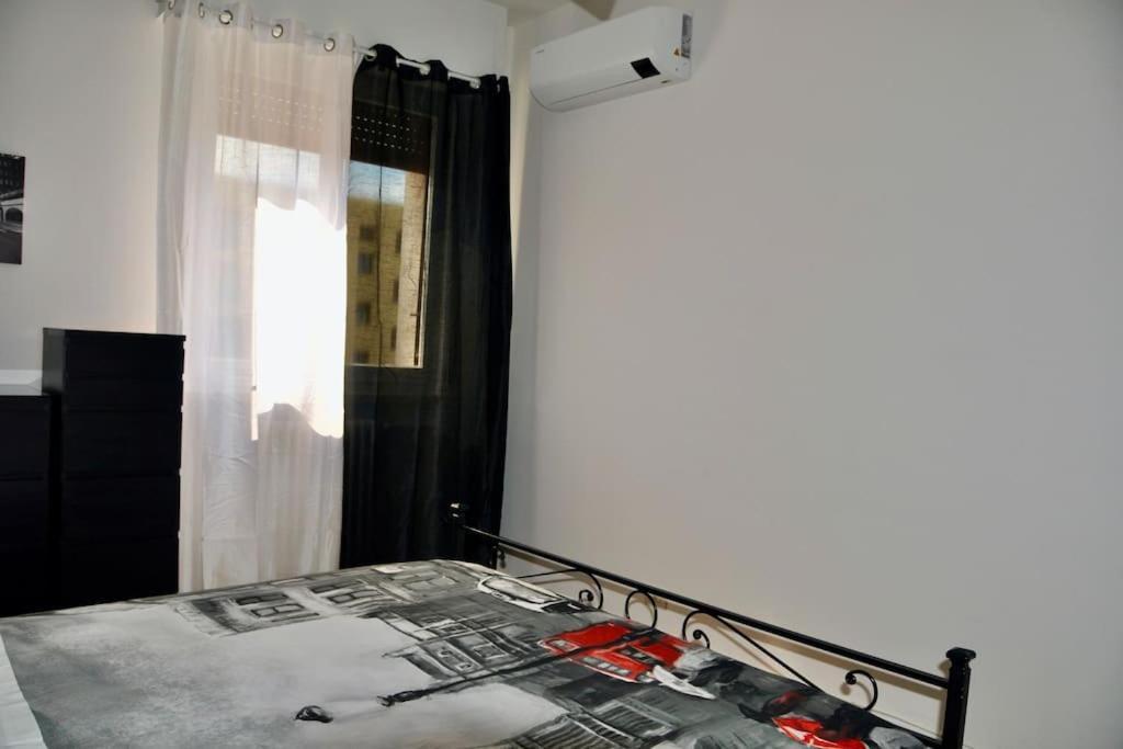M.Aurelio Black & White Milano Dış mekan fotoğraf